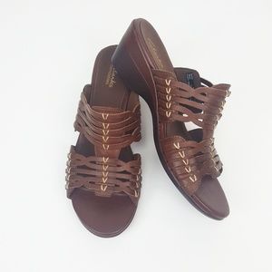NEW Clarks Bendables Brown Leather Wedge Sandals
